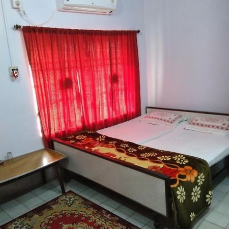 Chaiti Lodge - Santiniketan Bolpur Eksteriør billede