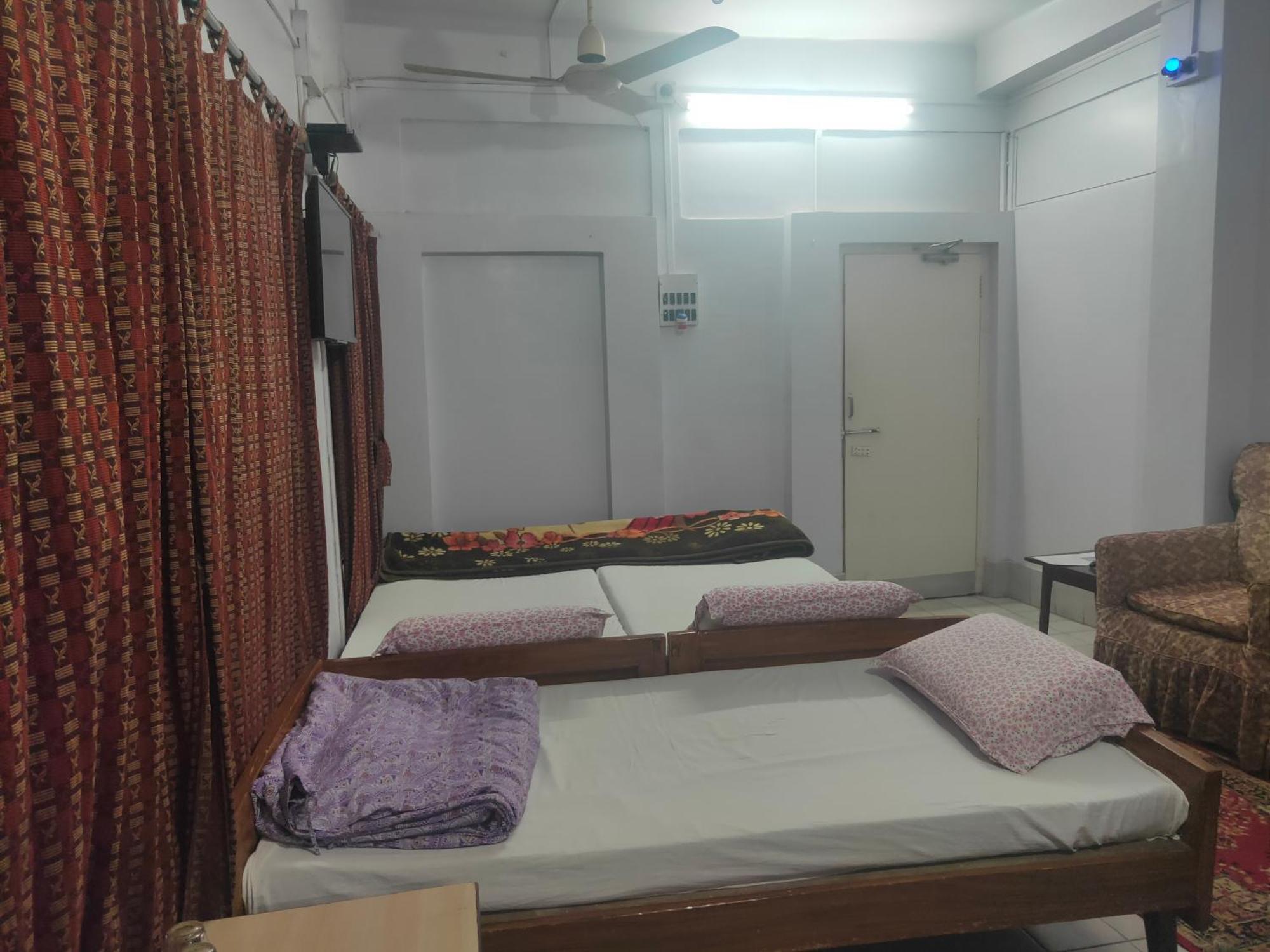 Chaiti Lodge - Santiniketan Bolpur Værelse billede