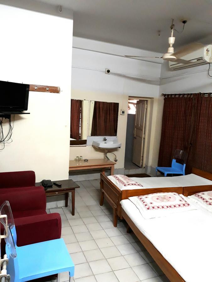 Chaiti Lodge - Santiniketan Bolpur Eksteriør billede