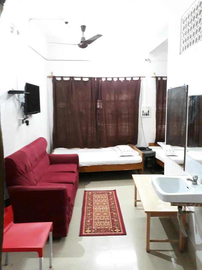 Chaiti Lodge - Santiniketan Bolpur Eksteriør billede