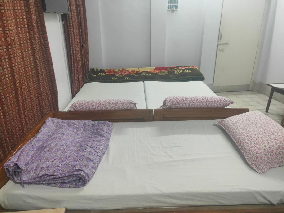 Chaiti Lodge - Santiniketan Bolpur Eksteriør billede